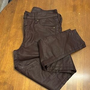 Gap coated maroon skinny pants